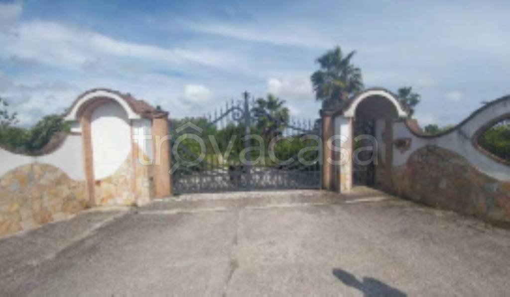 appartamento in vendita ad Aprilia in zona Genio Civile