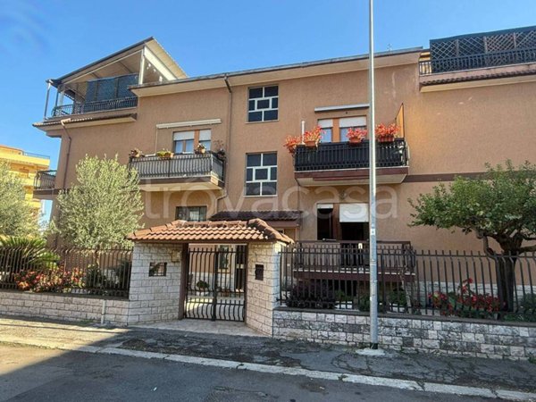 appartamento in vendita ad Aprilia