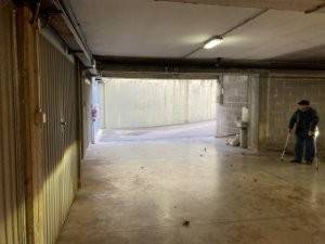 locale di sgombero in vendita ad Aprilia