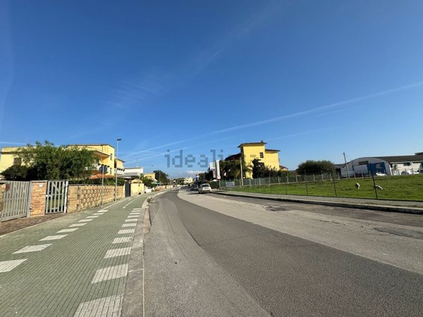 ufficio in vendita ad Aprilia