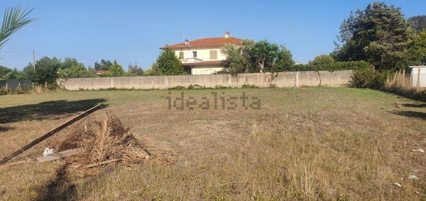 terreno edificabile in vendita ad Aprilia in zona Fossignano