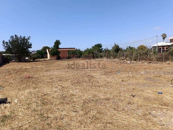 casa indipendente in vendita ad Aprilia in zona Cogna