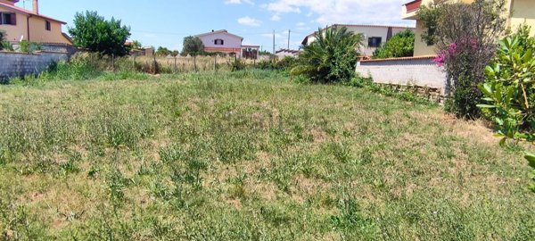 terreno edificabile in vendita ad Aprilia in zona Cogna