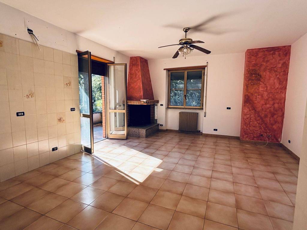 casa indipendente in vendita ad Aprilia in zona Riserva Nuova