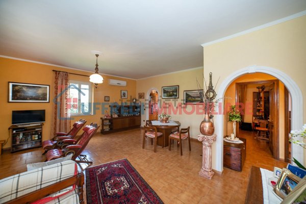 casa indipendente in vendita ad Aprilia