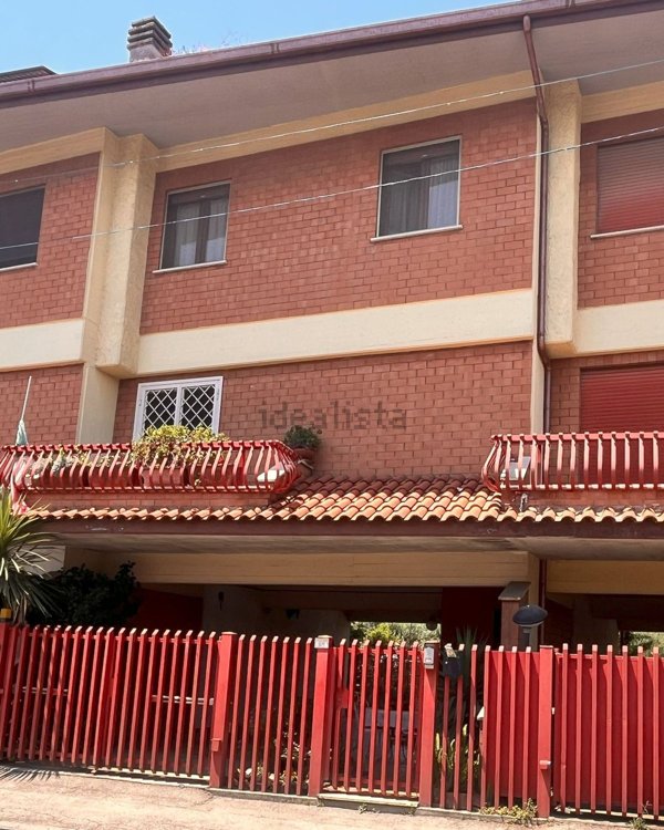 casa indipendente in vendita ad Aprilia