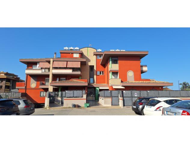 locale di sgombero in vendita ad Aprilia