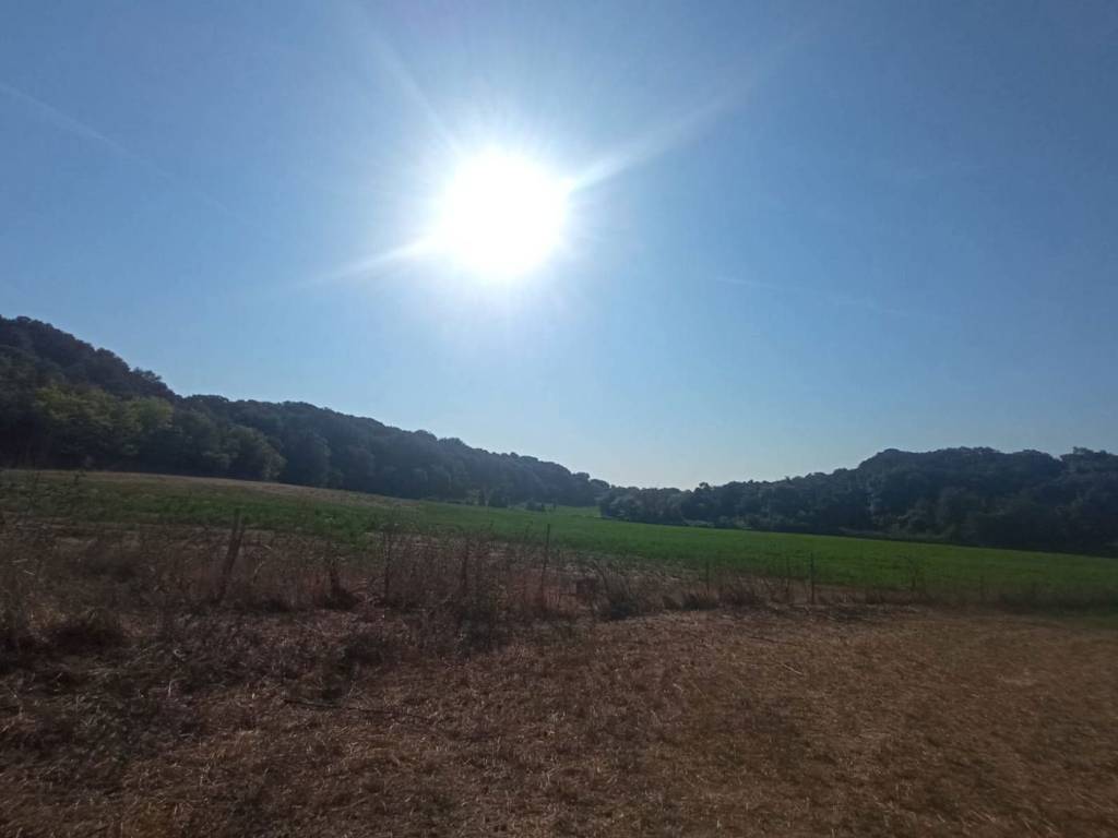 casa indipendente in vendita ad Aprilia in zona Fossignano