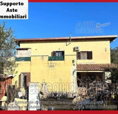 appartamento in vendita ad Aprilia in zona Fossignano