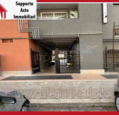 appartamento in vendita ad Aprilia