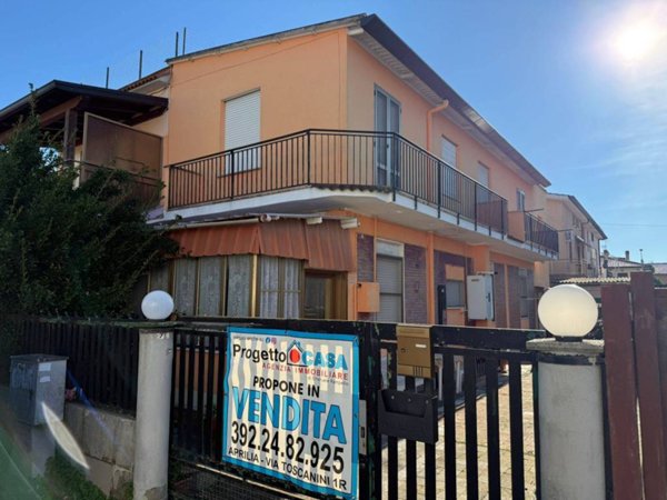 casa indipendente in vendita ad Aprilia