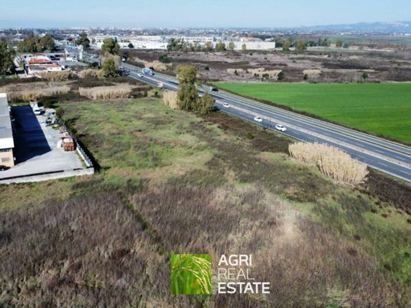 terreno agricolo in vendita ad Aprilia in zona Campo di Carne