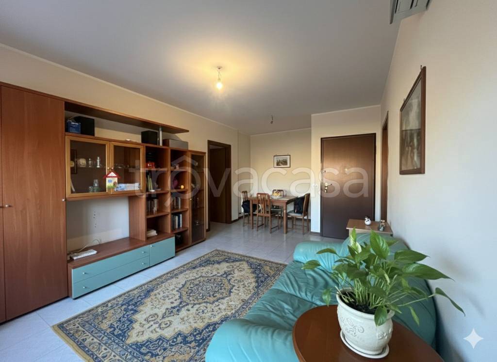 appartamento in vendita ad Aprilia