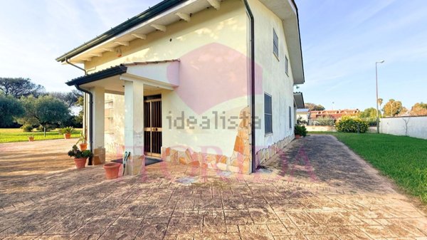 casa indipendente in vendita ad Aprilia