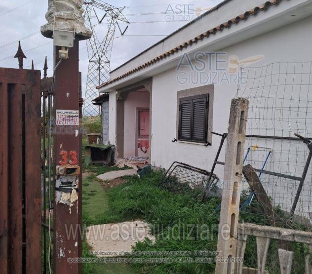 casa indipendente in vendita ad Aprilia