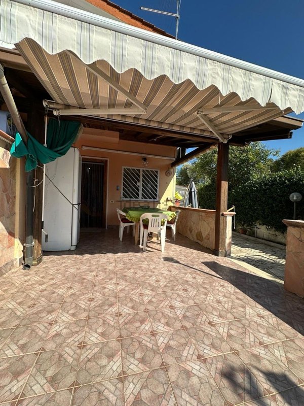 appartamento in vendita ad Aprilia