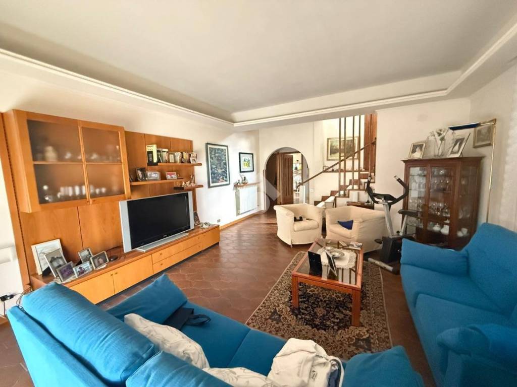 appartamento in vendita ad Aprilia