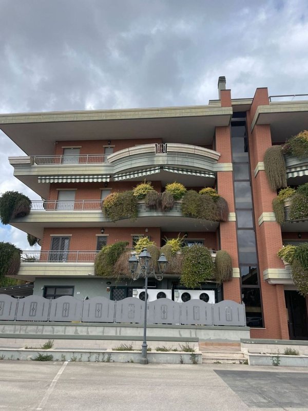 appartamento in vendita ad Aprilia