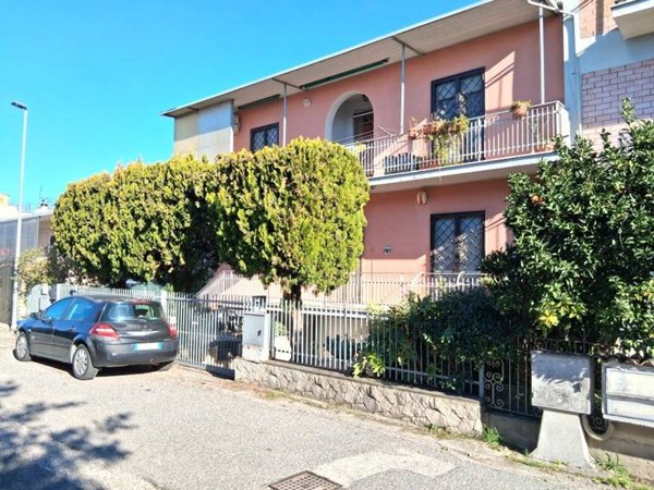 appartamento in vendita ad Aprilia in zona Leda