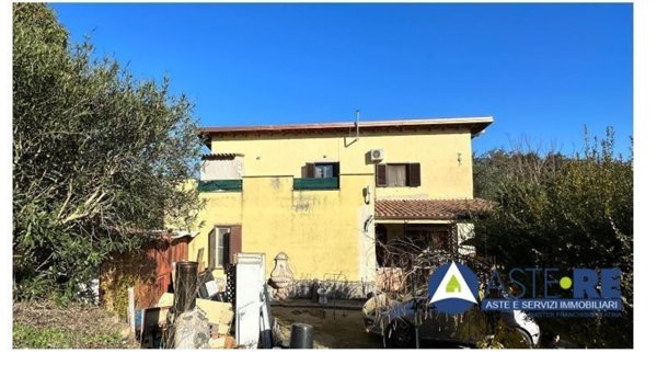 casa indipendente in vendita ad Aprilia