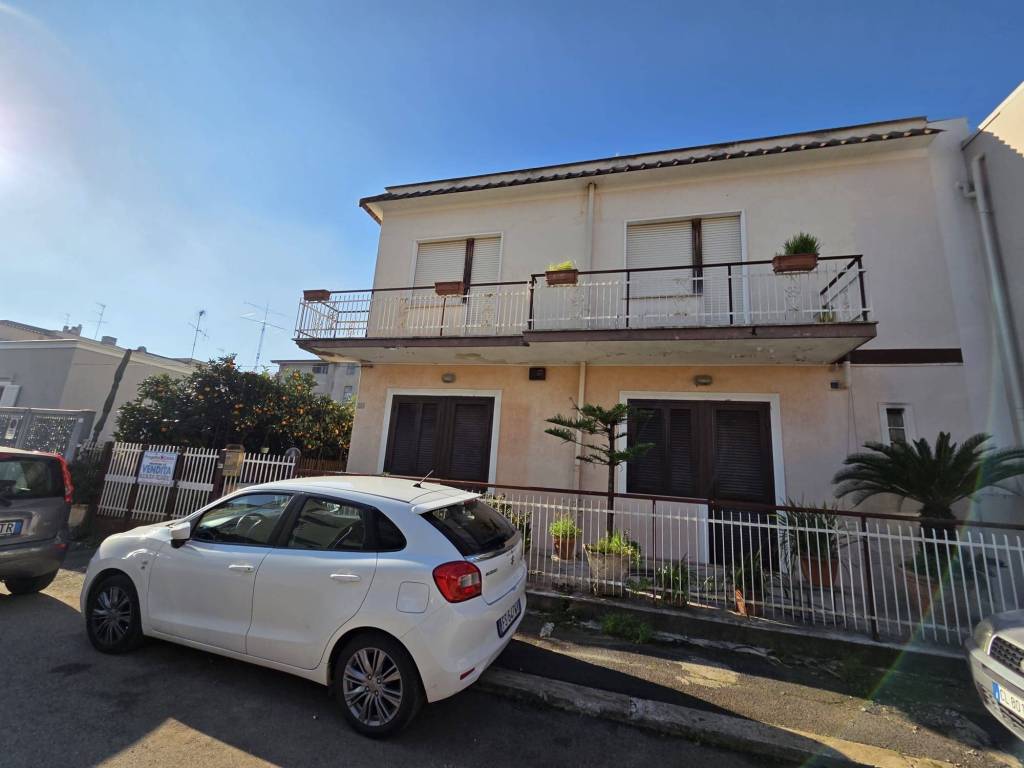 appartamento in vendita ad Aprilia