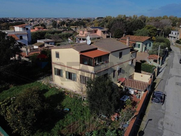 appartamento in vendita ad Aprilia in zona Fossignano