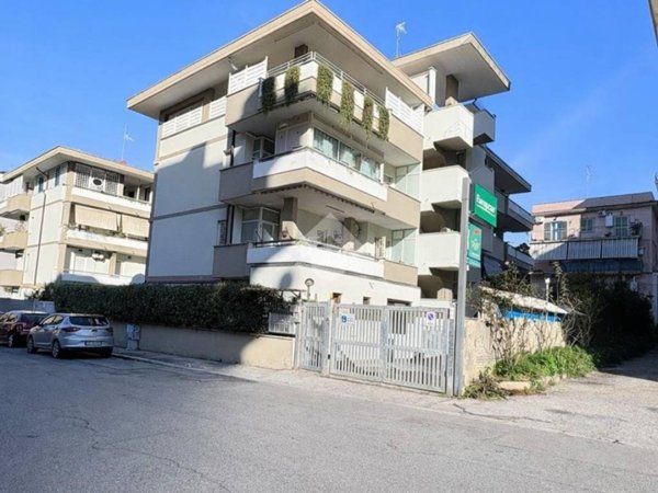 appartamento in vendita ad Aprilia