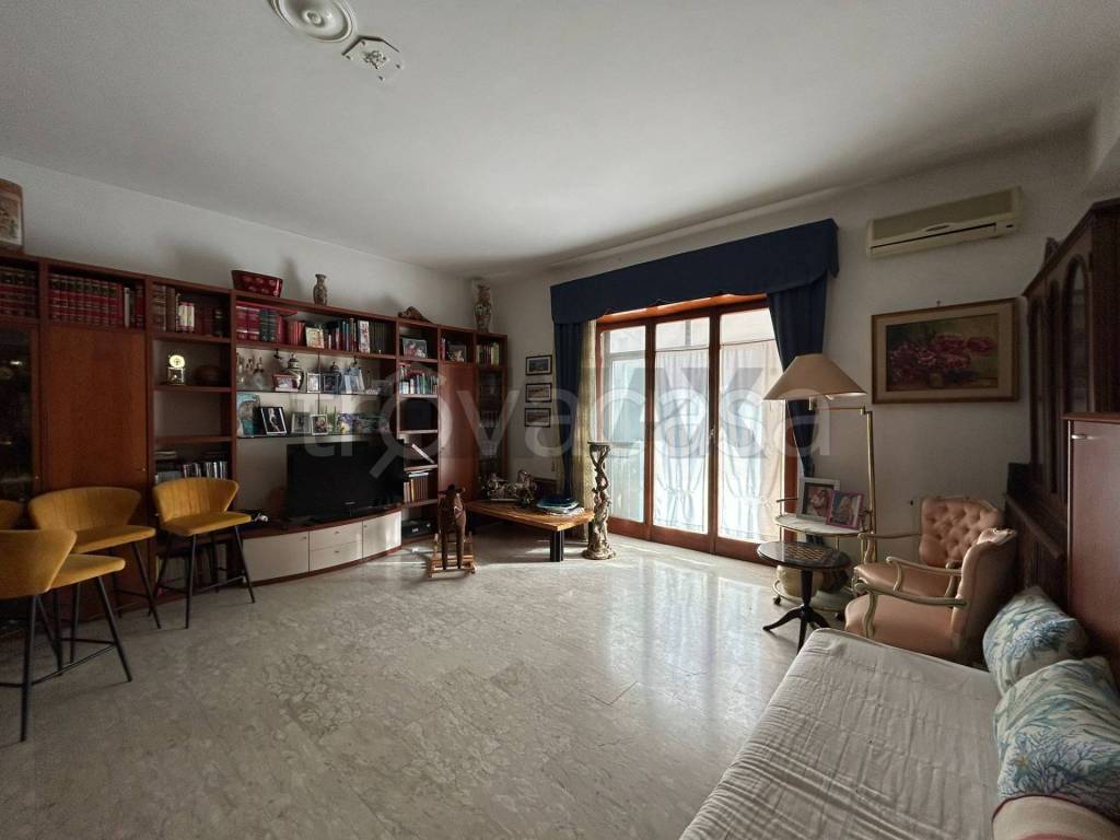 appartamento in vendita ad Aprilia