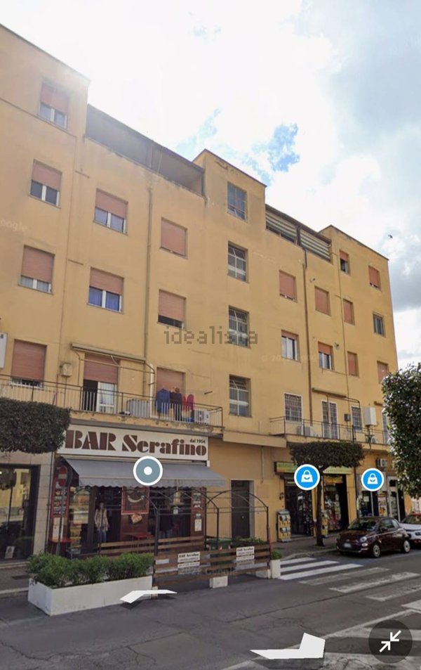 locale commerciale in vendita ad Aprilia
