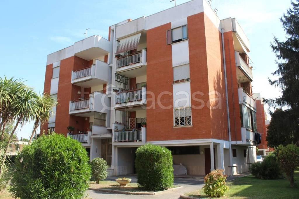 appartamento in vendita ad Aprilia