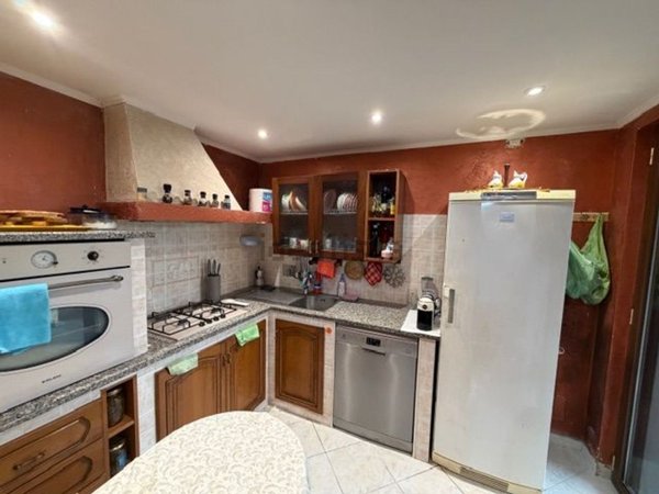 casa indipendente in vendita ad Aprilia in zona Fossignano