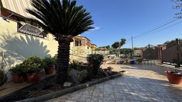 casa indipendente in vendita ad Aprilia