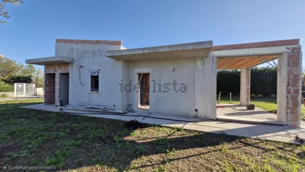 casa indipendente in vendita ad Aprilia in zona Riserva Nuova