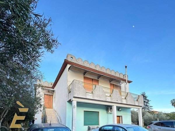 appartamento in vendita ad Aprilia