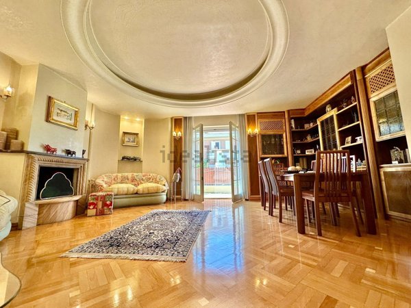 casa indipendente in vendita ad Aprilia