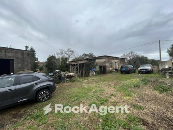 casa indipendente in vendita ad Aprilia