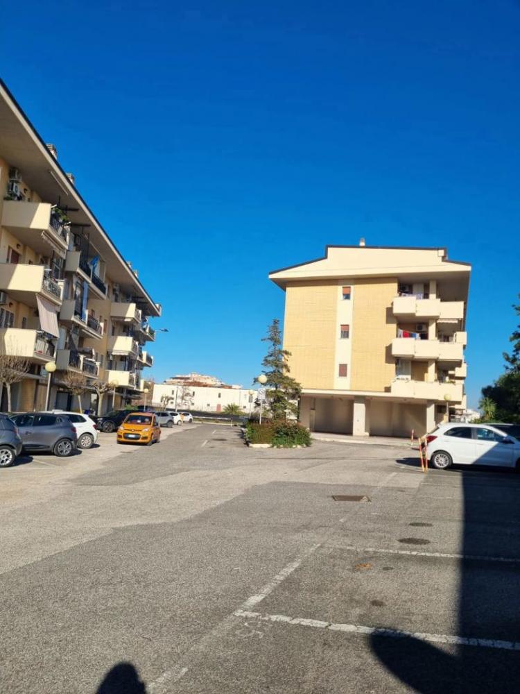 appartamento in vendita ad Aprilia
