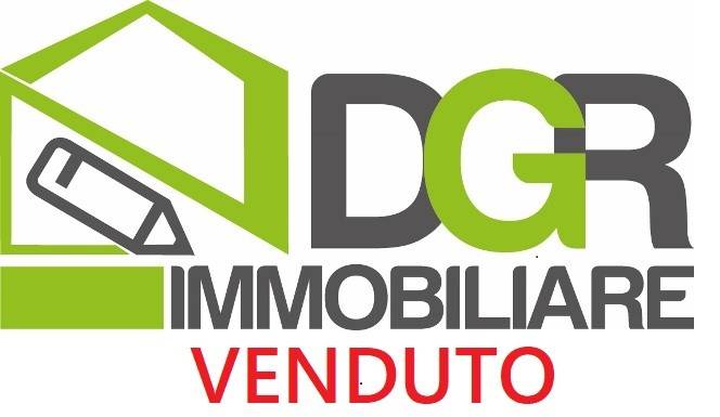 locale commerciale in vendita ad Aprilia