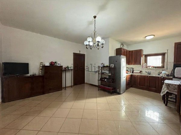 appartamento in vendita ad Aprilia