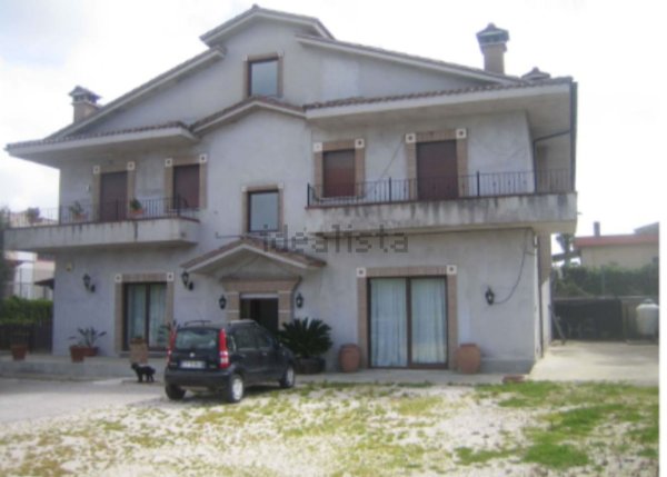 appartamento in vendita ad Aprilia