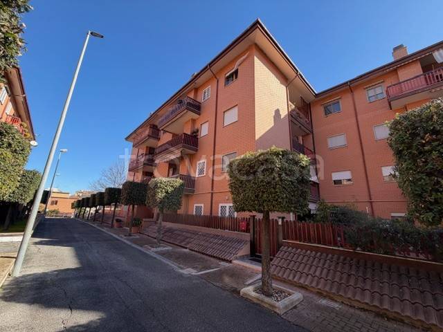 appartamento in vendita ad Aprilia