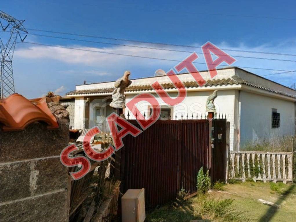 casa indipendente in vendita ad Aprilia