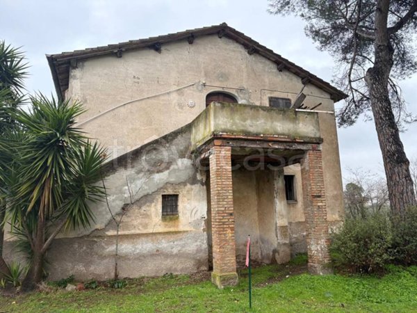 casa indipendente in vendita ad Aprilia