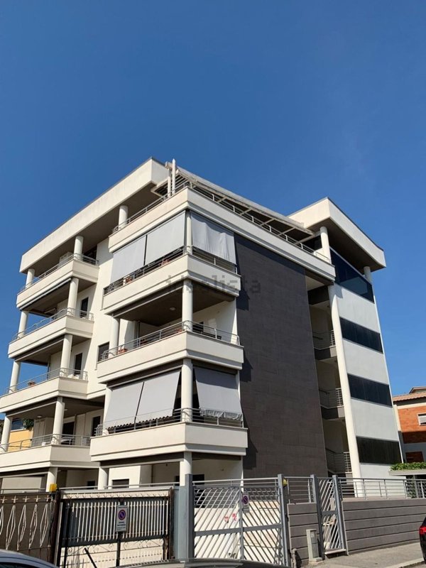 appartamento in vendita ad Aprilia