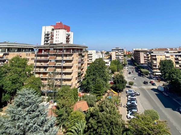 appartamento in vendita ad Aprilia