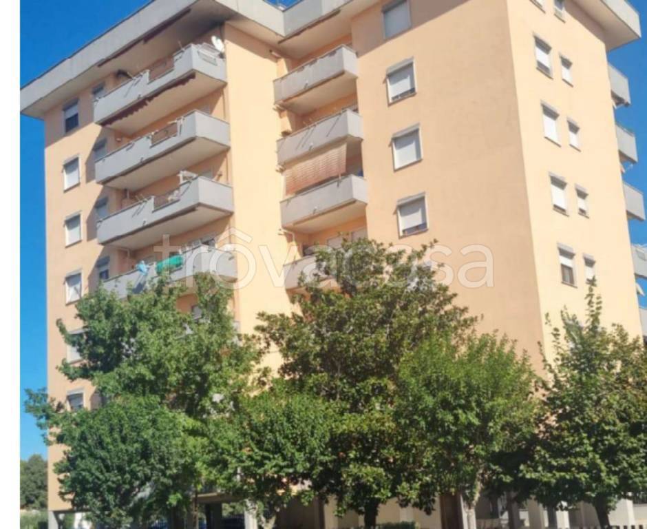 appartamento in vendita ad Aprilia