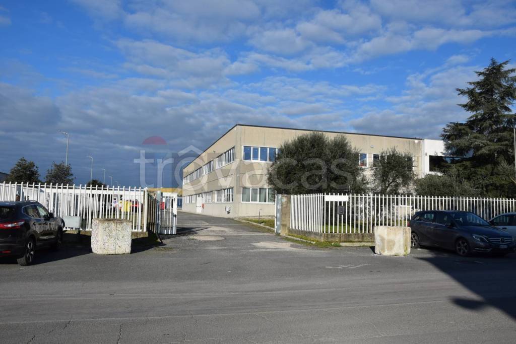 terreno edificabile in vendita ad Aprilia