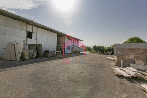 ufficio in vendita ad Aprilia