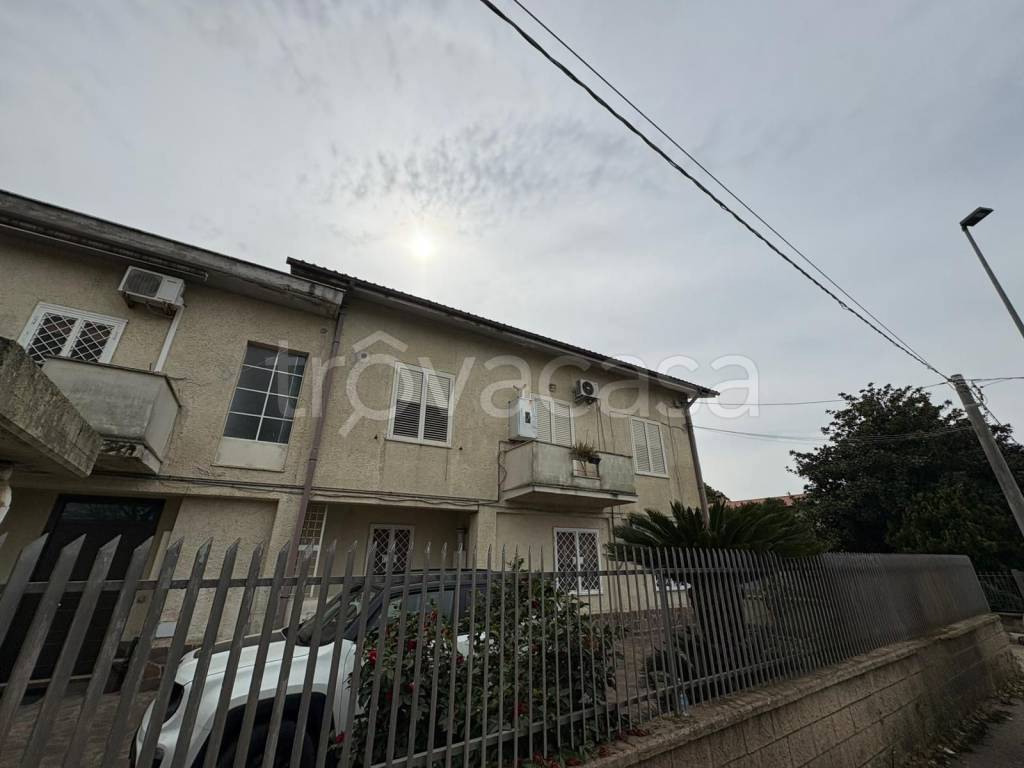 appartamento in vendita ad Aprilia in zona Riserva Nuova