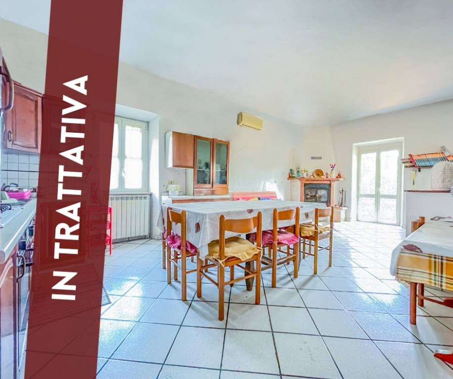 casa indipendente in vendita ad Aprilia